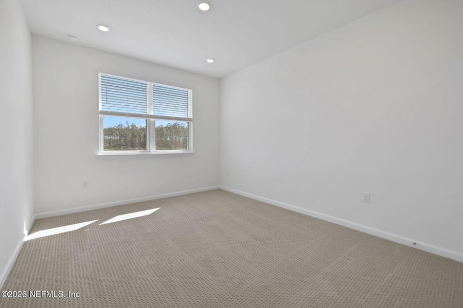Spacious, unfurnished interior of a new home in Brook Forest, St. Augustine (Image 13).