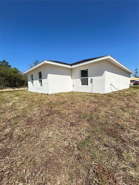 Image 33 of a home in . Image 33 of a home in .