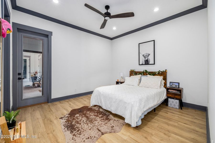 Furnished interior view inside a new home in , Jacksonville (Image 6).
