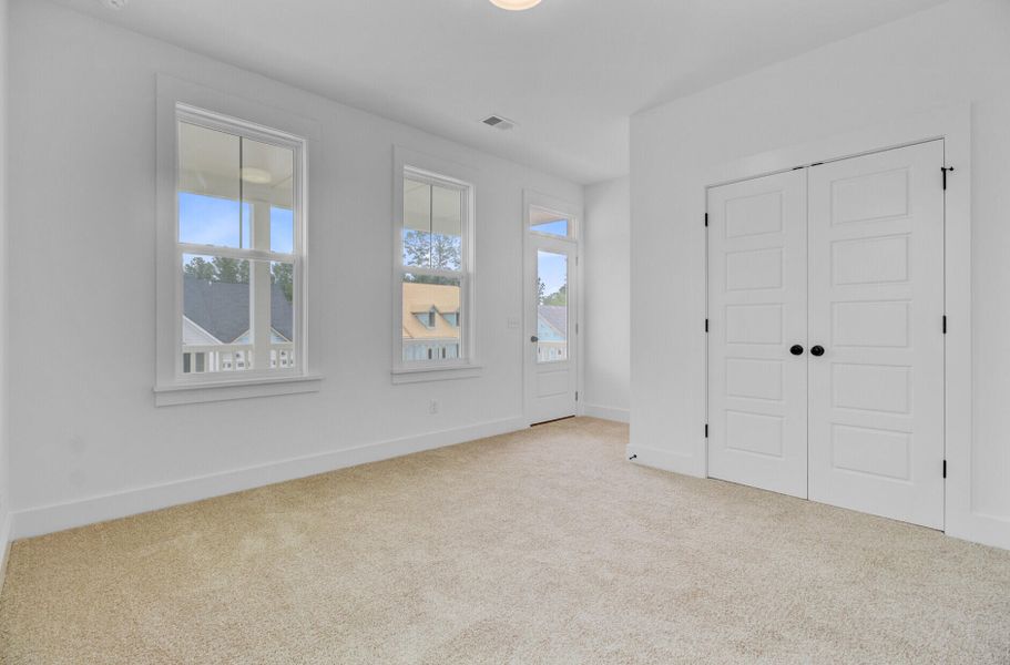 Spacious, unfurnished interior of a new home in Nexton - Midtown, Summerville (Image 13). Spacious, unfurnished interior of a new home in Nexton - Midtown, Summerville (Image 13).