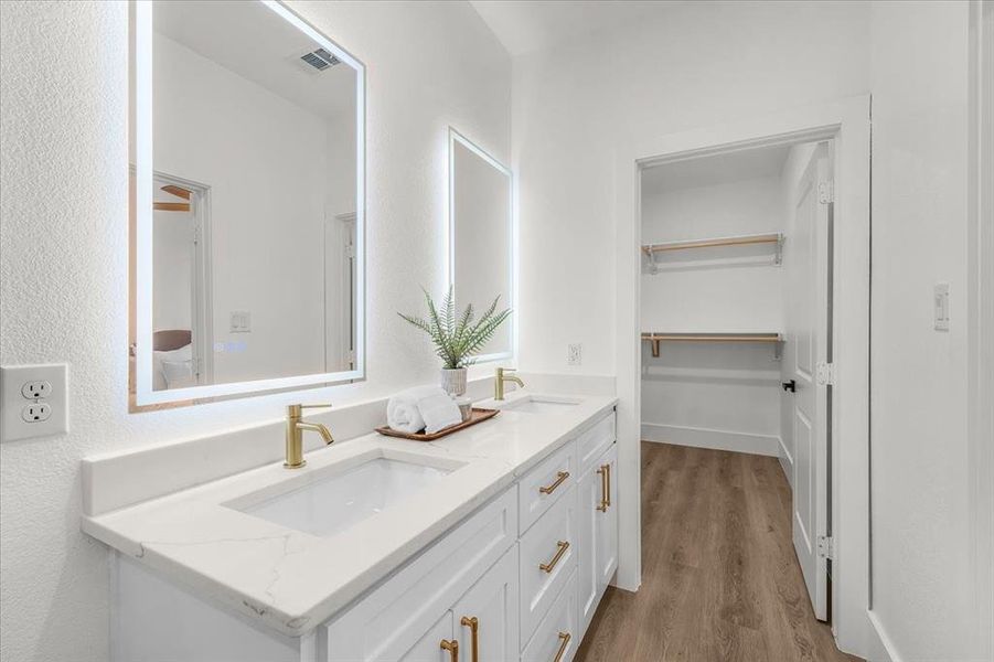 Furnished interior view inside a new home in , Fort Worth (Image 28). Furnished interior view inside a new home in , Fort Worth (Image 28).