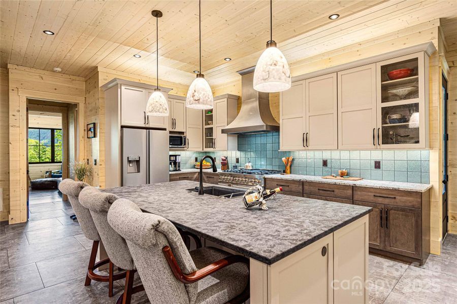 Image 48 of a home in .