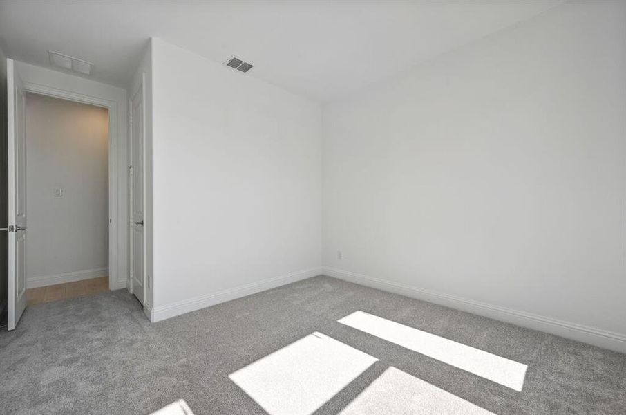 1600 Victory Terrace ~ Ready Now