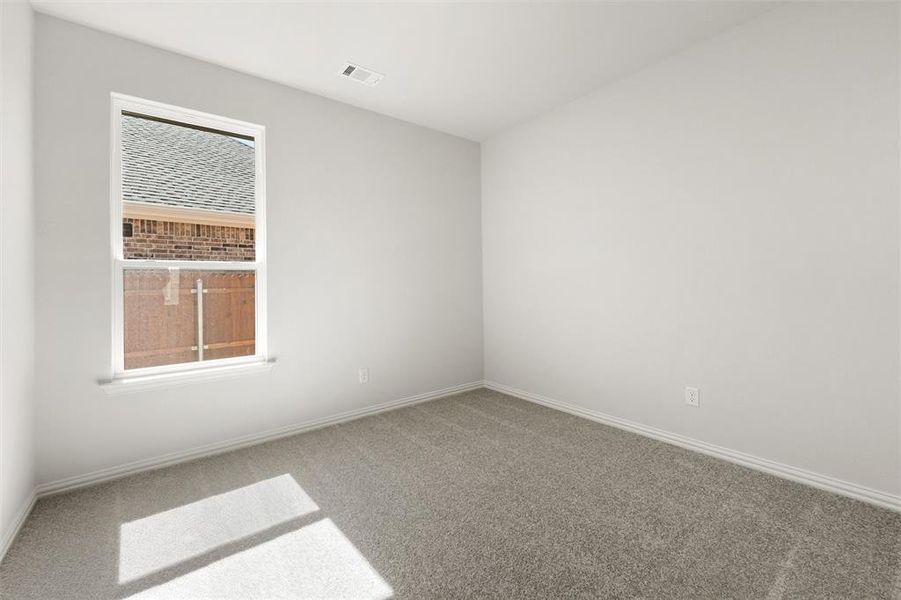 Spacious, unfurnished interior of a new home in Morningstar, Aledo (Image 17).