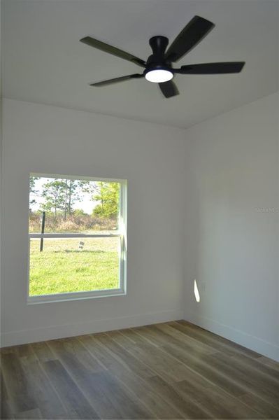 Spacious, unfurnished interior of a new home in , Ocala (Image 13).