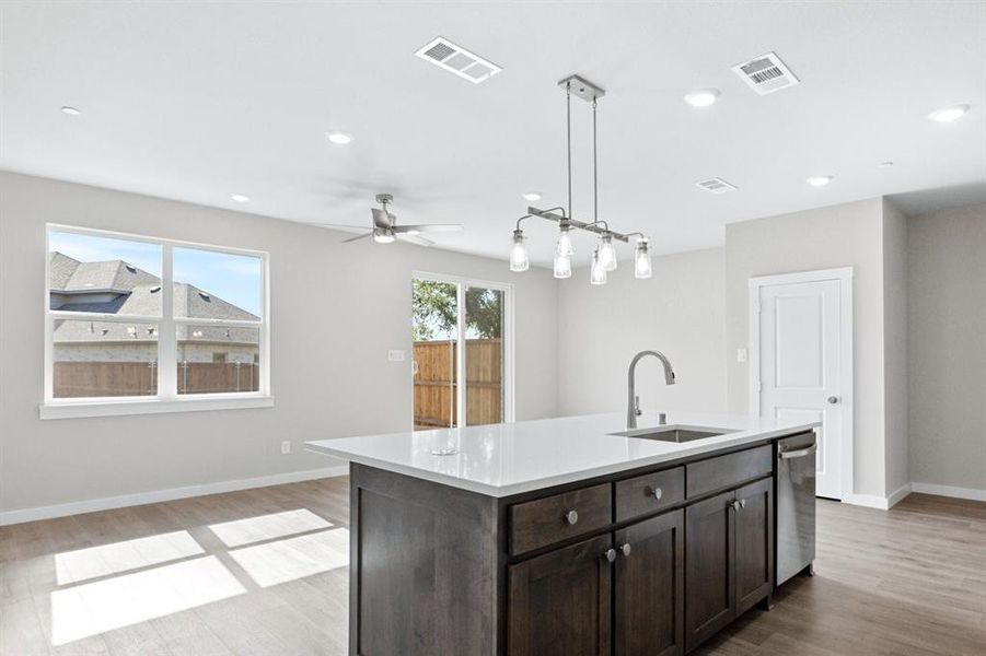 013-723ProsperLane-Wylie-TX-75098-Kitchen.jpg-SMALL 013-723ProsperLane-Wylie-TX-75098-Kitchen.jpg-SMALL