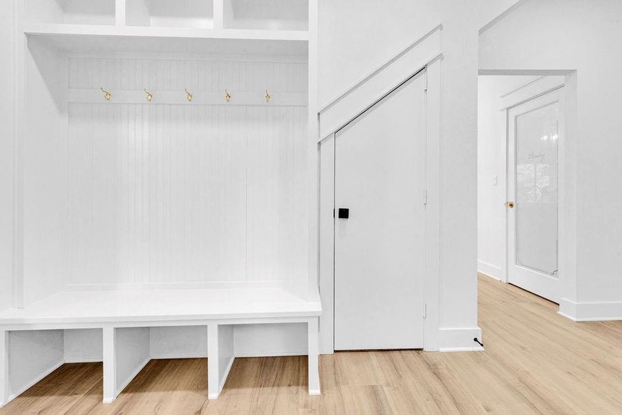 Spacious, unfurnished interior of a new home in , Hideaway (Image 23).