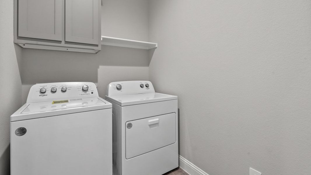 Close-up of interior finishes inside a home in Treeline, Justin (Image 19).