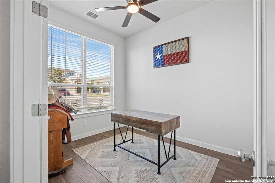 Image 15 of a home in August Fields.
