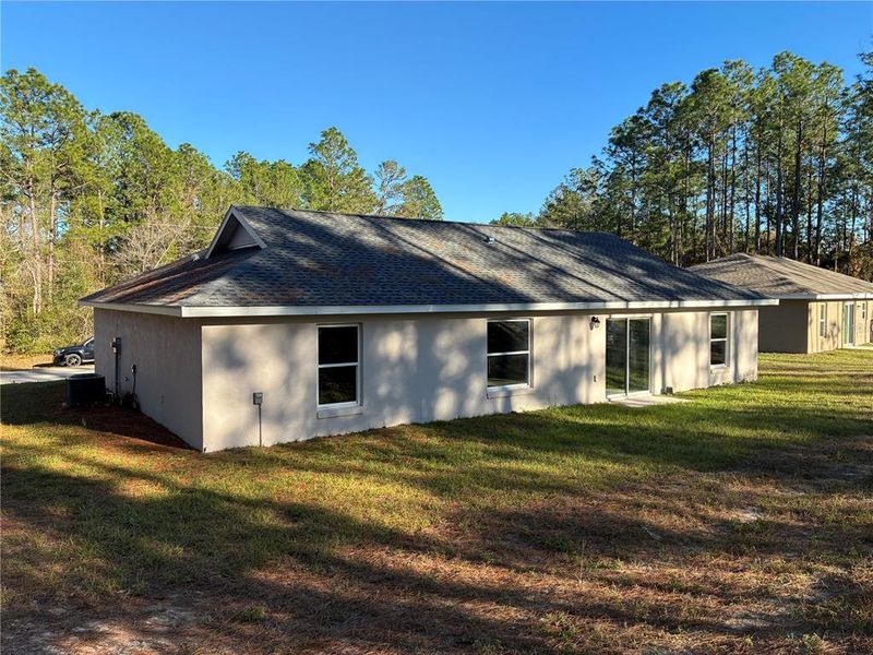 Exterior details and patio area of a home in , Ocala (Image 3).
