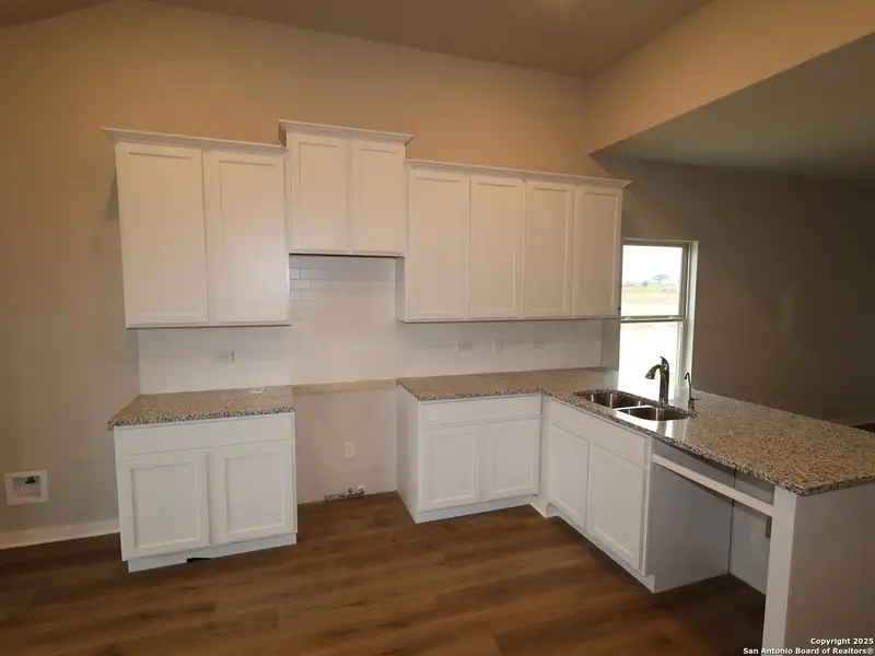 Furnished interior view inside a new home in Winding Brook, San Antonio (Image 6). Furnished interior view inside a new home in Winding Brook, San Antonio (Image 6).