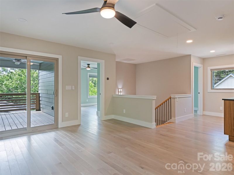 Spacious, unfurnished interior of a new home in , Asheville (Image 24).