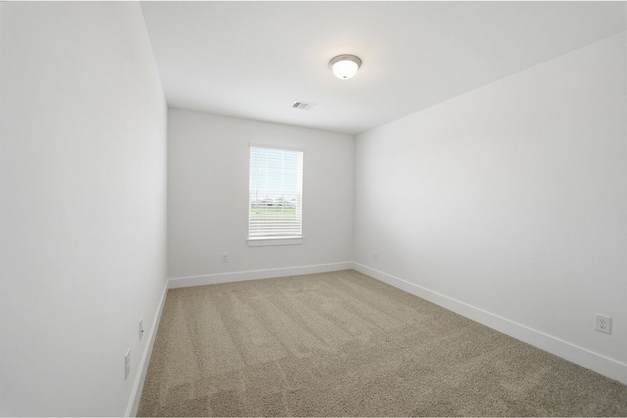 Spacious, unfurnished interior of a new home in Bay Creek, Baytown (Image 30).
