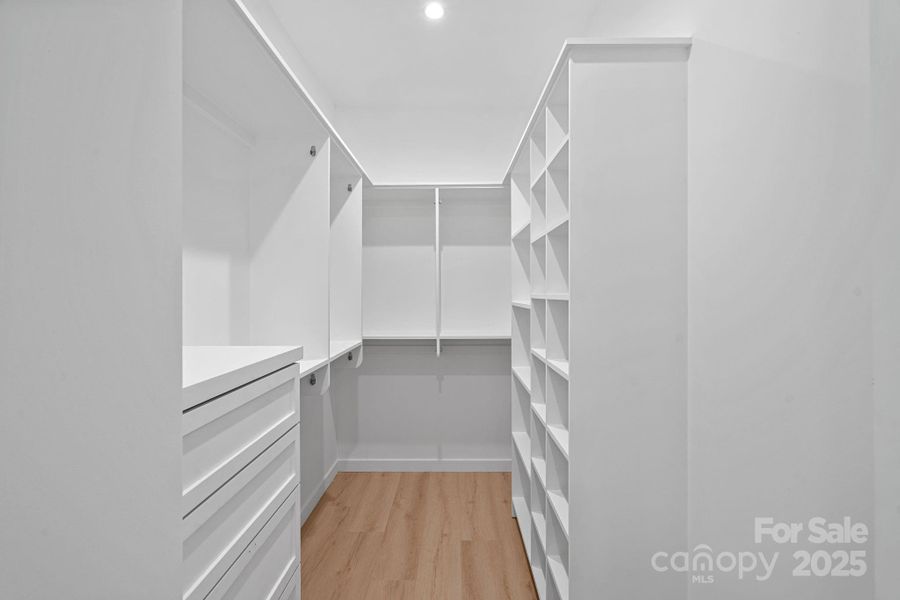 Spacious, unfurnished interior of a new home in , Charlotte (Image 23).