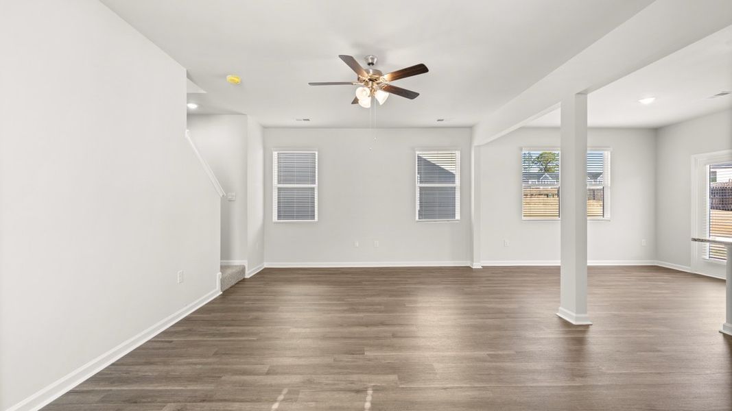 Spacious, unfurnished interior of a new home in The Abbey at Trolley Run Station, Aiken (Image 13).