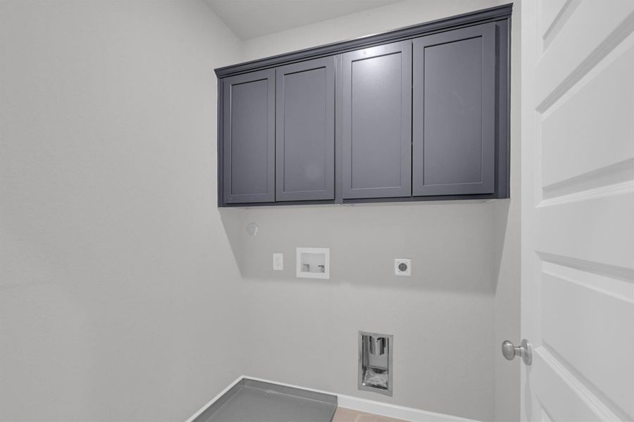 Image 9 of a home in Summer Place 35'. Image 9 of a home in Summer Place 35'.