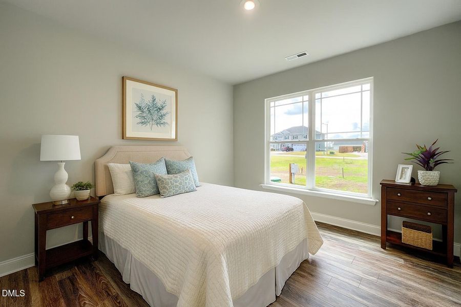 19.1 Bedroom 2 Staged 19.1 Bedroom 2 Staged