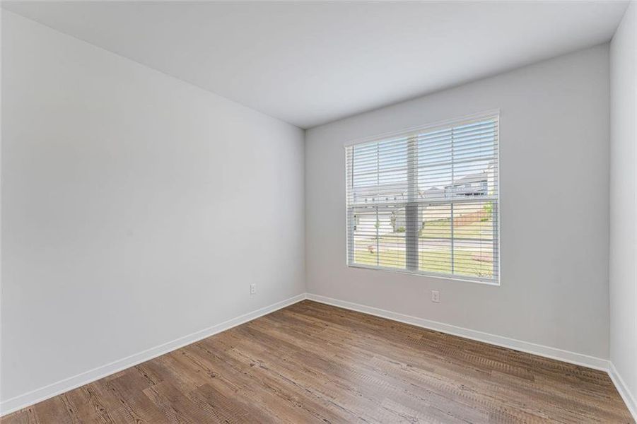 Spacious, unfurnished interior of a new home in Parkview Estates, South Fulton (Image 20).