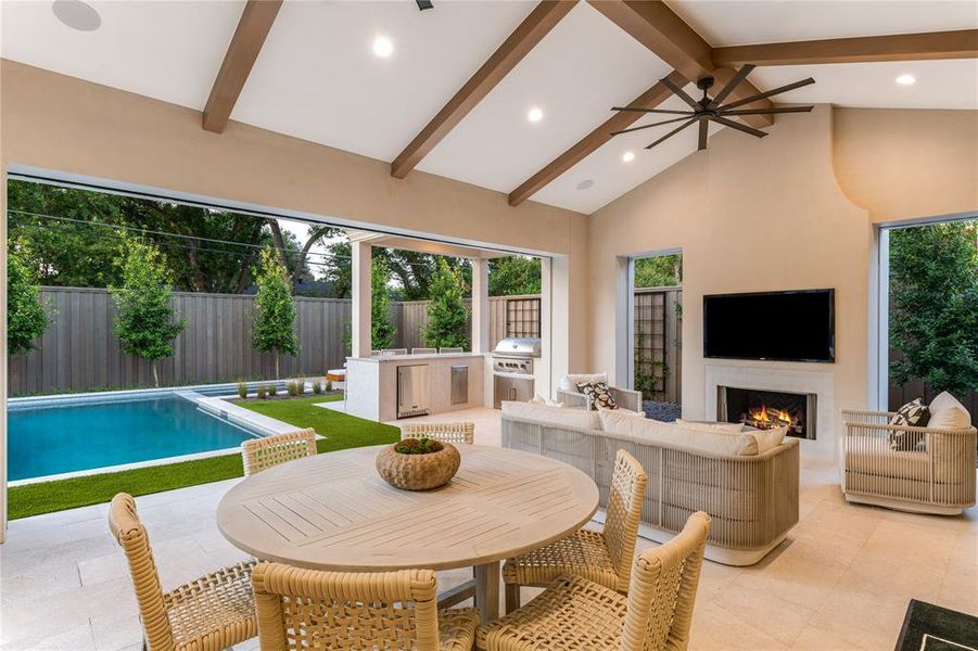 Furnished interior view inside a new home in , Dallas (Image 8). Furnished interior view inside a new home in , Dallas (Image 8).