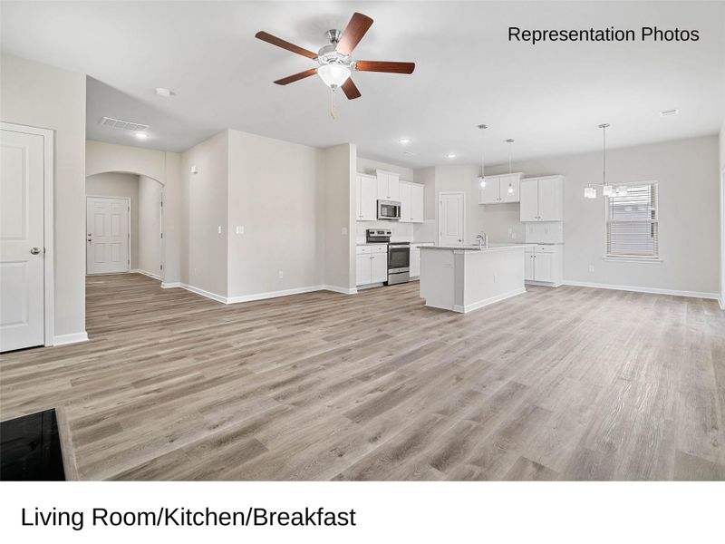 Spacious, unfurnished interior of a new home in McGee Place, Charlotte (Image 9).