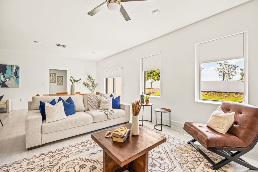 Representative furnished interior of a home built from the Model 1 M-2 by Onx Homes in On Villa Pass, Mascotte (Image 40).