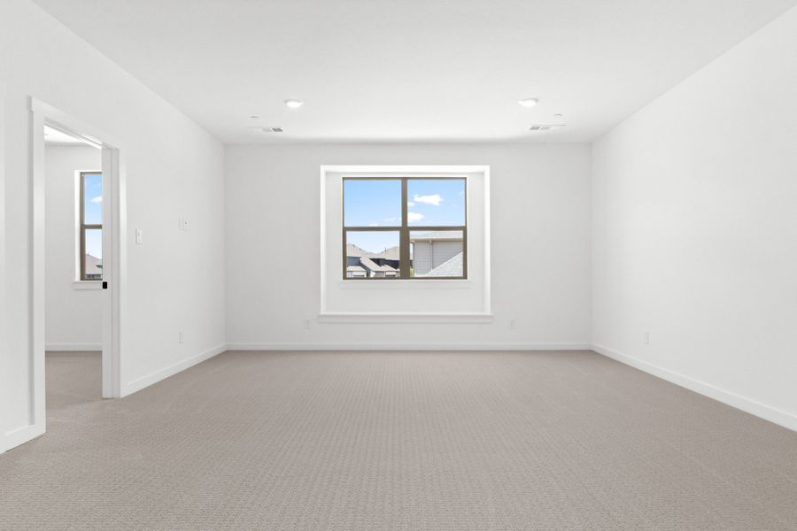 Spacious, unfurnished interior of a new home in Cottonwood Creek, Rowlett (Image 14). Spacious, unfurnished interior of a new home in Cottonwood Creek, Rowlett (Image 14).