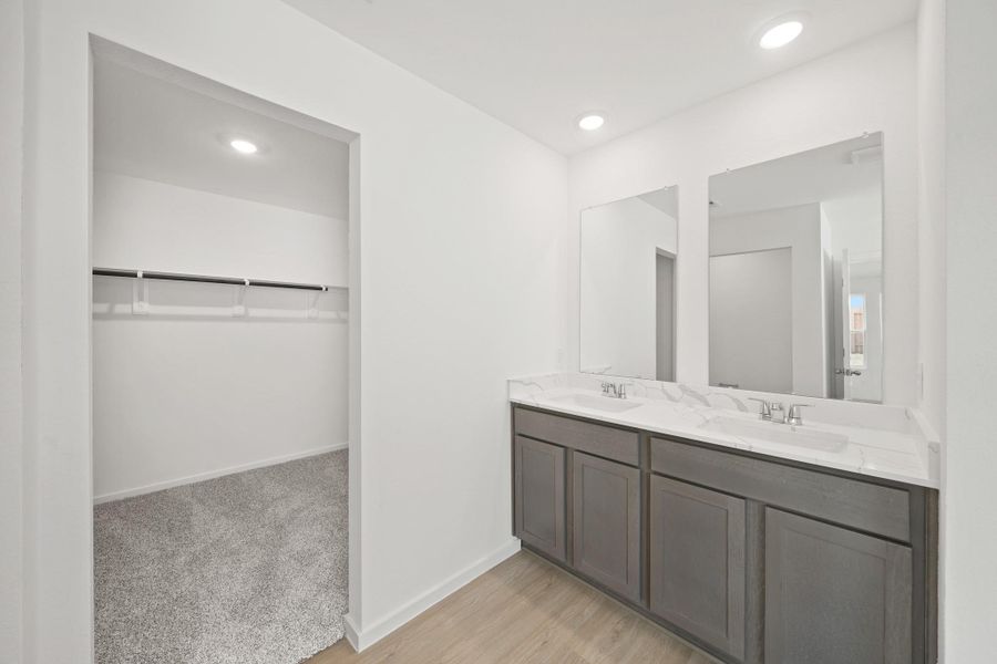 Furnished interior view inside a new home in Chapel Lakes, Montgomery (Image 5).