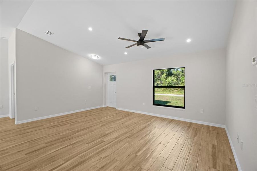 Spacious, unfurnished interior of a new home in , North Port (Image 29).