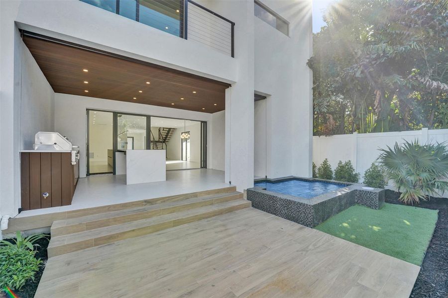 Exterior details and patio area of a home in , Fort Lauderdale (Image 49). Exterior details and patio area of a home in , Fort Lauderdale (Image 49).