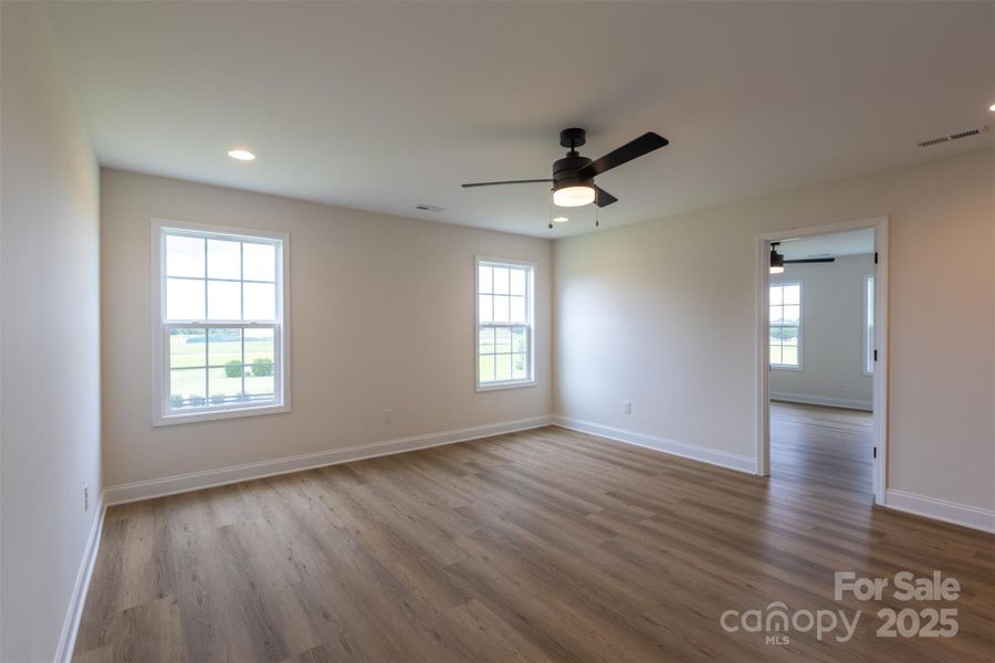 Spacious, unfurnished interior of a new home in , York (Image 15).