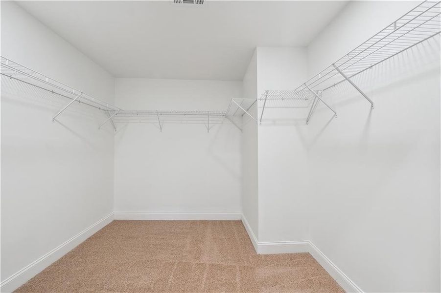 Spacious, unfurnished interior of a new home in , Mableton (Image 25).