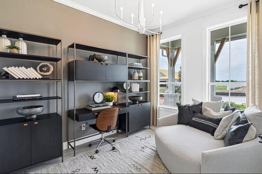 Furnished interior view inside a new home in Valencia, Manvel (Image 15).