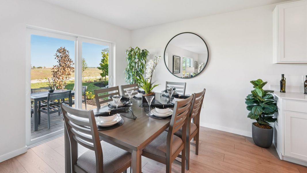 Representative furnished interior of a home built from the Freeport II by D.R. Horton in Palmetto Landing at Babcock Ranch Express, Punta Gorda (Image 9).