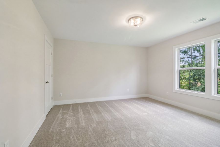 Representative unfurnished interior of a home built from the Collin II by Great Southern Homes in Cross Creek Golf Club, Seneca (Image 29). Representative unfurnished interior of a home built from the Collin II by Great Southern Homes in Cross Creek Golf Club, Seneca (Image 29).