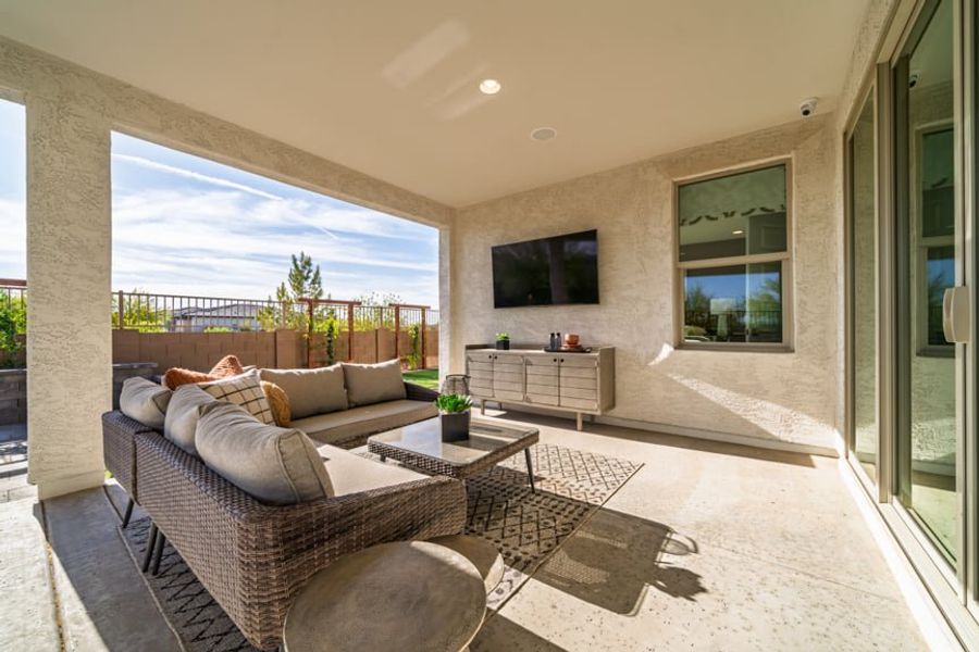 Representative furnished interior of a home built from the Sunrise by Taylor Morrison in Ovation at Meridian 55+, Queen Creek (Image 29).