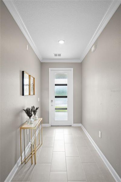 Spacious, unfurnished interior of a new home in , Davenport (Image 19).