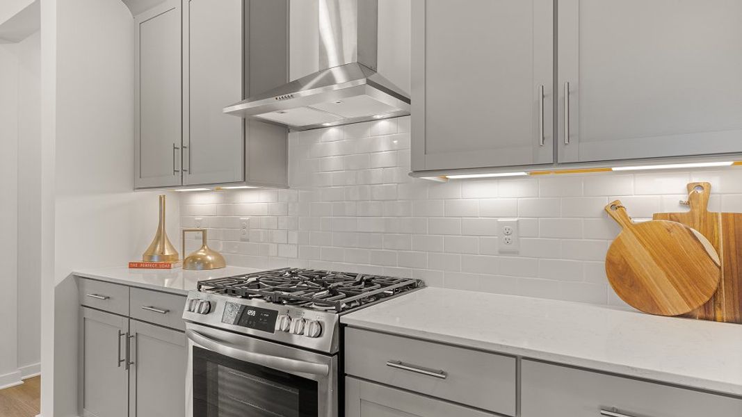 4915 Choral Kitchen 7of9 F1