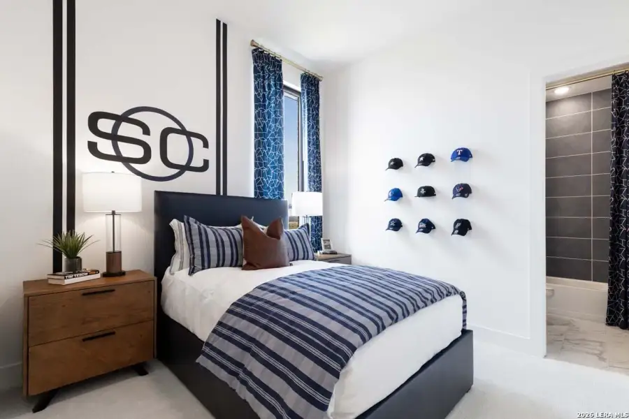 Furnished interior view inside a new home in Mayfair, New Braunfels (Image 7).