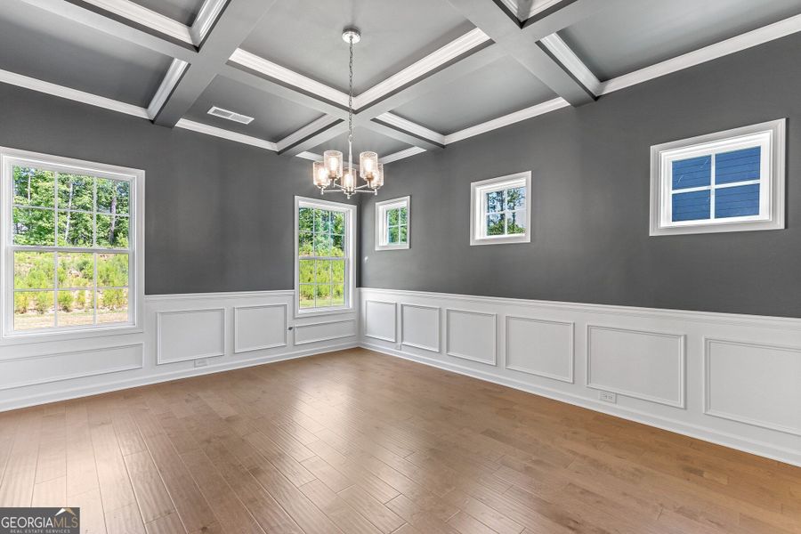 Spacious, unfurnished interior of a new home in Juliette Crossing, Forsyth (Image 69).