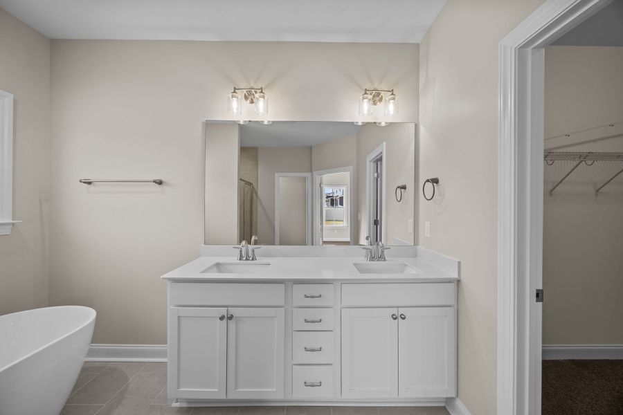 Furnished interior view inside a new home in Kennedy's Crossing, Grimesland (Image 13).