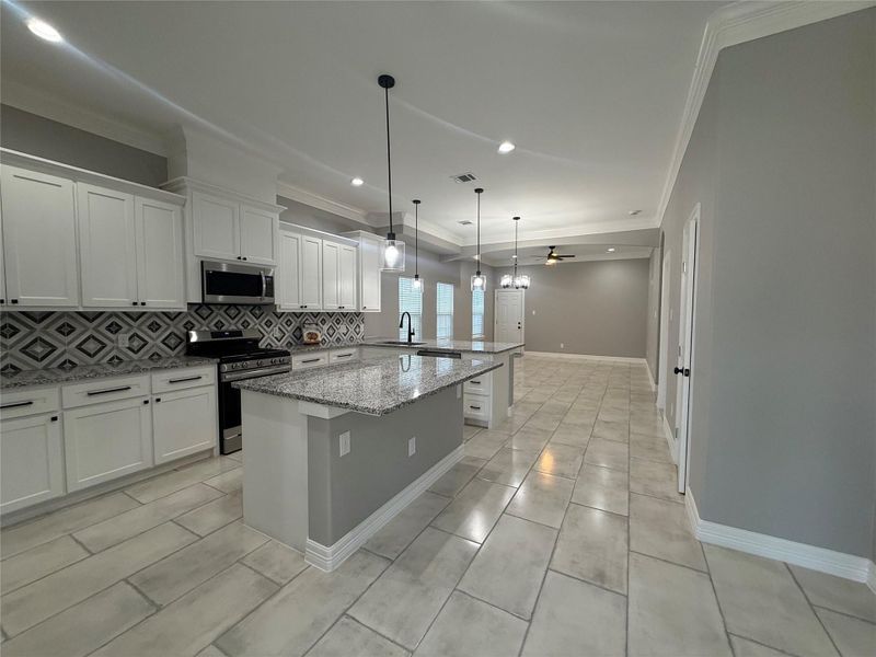 Image 27 of a home in . Image 27 of a home in .