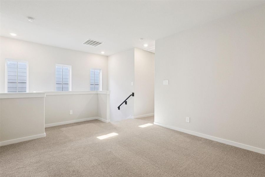 Spacious, unfurnished interior of a new home in Pinewood Trails - City Series, Atascocita (Image 19).