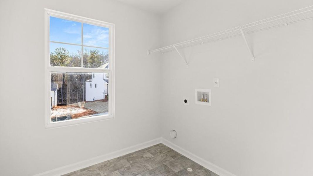 Spacious, unfurnished interior of a new home in Falcon Landing, Gainesville (Image 23). Spacious, unfurnished interior of a new home in Falcon Landing, Gainesville (Image 23).