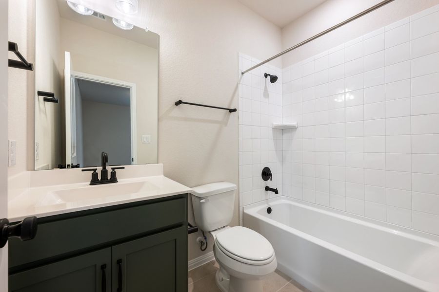 Representative furnished interior of a home built from the Robin by Ashton Woods in The Cottages at Lariat, Liberty Hill (Image 16). Representative furnished interior of a home built from the Robin by Ashton Woods in The Cottages at Lariat, Liberty Hill (Image 16).