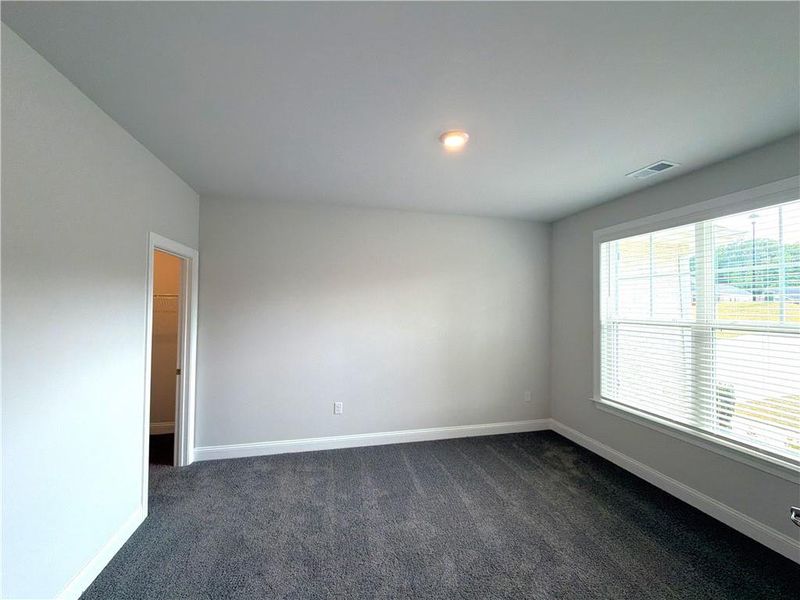Spacious, unfurnished interior of a new home in Tuscany Hills, Douglasville (Image 31).