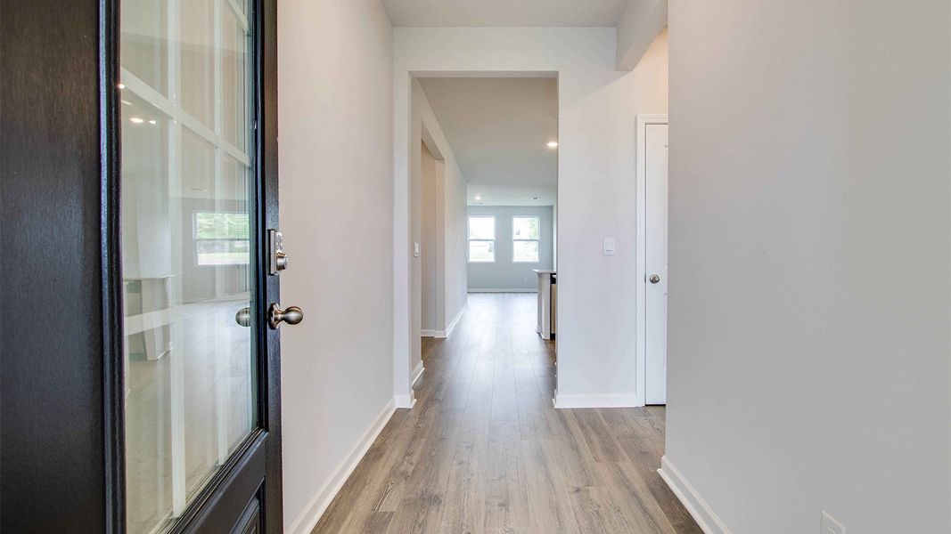 Spacious, unfurnished interior of a new home in Legacy Farms, White House (Image 30). Spacious, unfurnished interior of a new home in Legacy Farms, White House (Image 30).