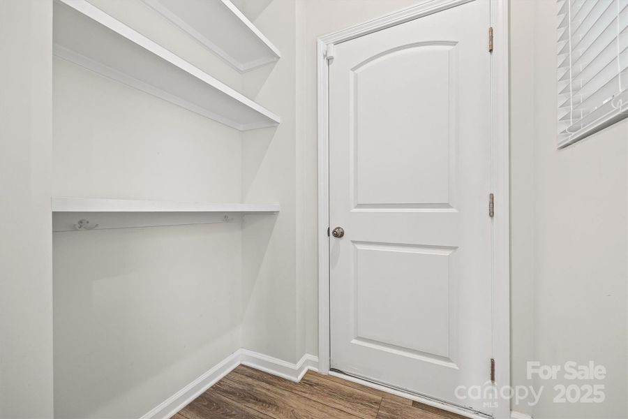 Image 28 of a home in .