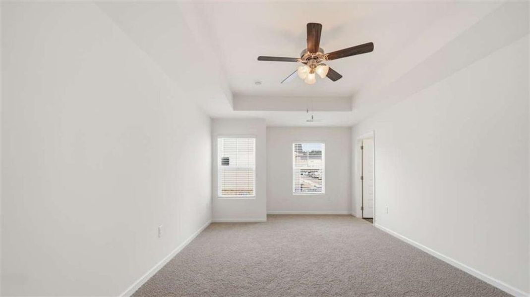 Spacious, unfurnished interior of a new home in Inverness at Sugarloaf, Lawrenceville (Image 9).