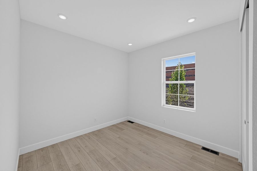 Spacious, unfurnished interior of a new home in Trailstone, Arvada (Image 14). Spacious, unfurnished interior of a new home in Trailstone, Arvada (Image 14).