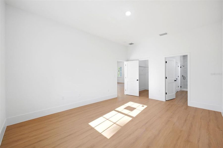 Spacious, unfurnished interior of a new home in , Dunnellon (Image 16). Spacious, unfurnished interior of a new home in , Dunnellon (Image 16).